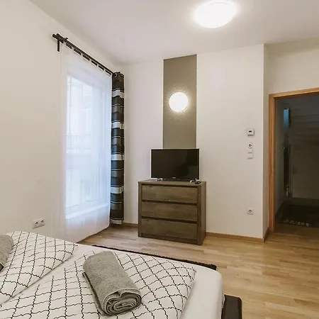 Apartment Vp